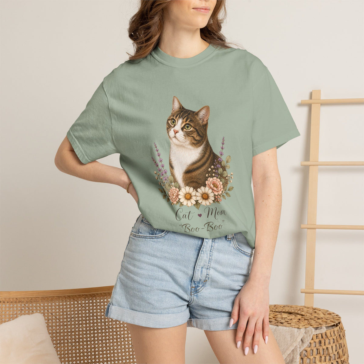 Personalized Tabby Cat Mom Comfort Colors® T-Shirt