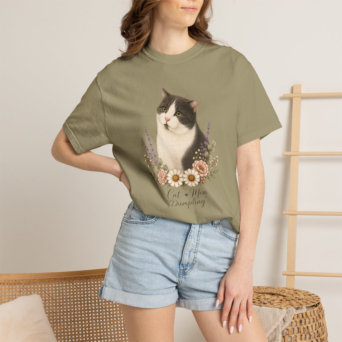 Personalized Gray TNR Cat Mom Comfort Colors® T-Shirt