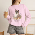 Personalized Blue-Point Snowshoe Cat Mom Gildan® Sweatshirt