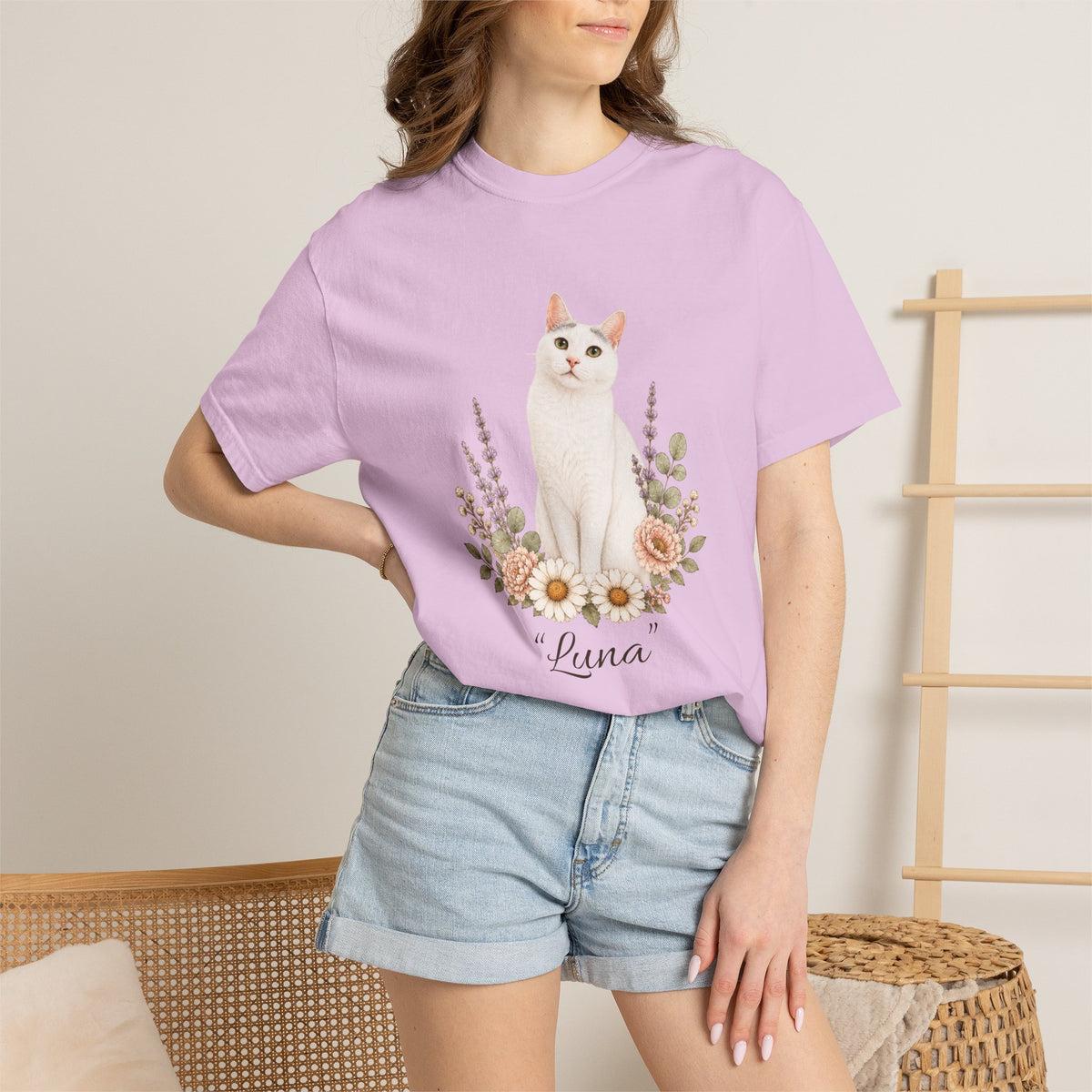 Personalized White Cat Cat Mom Comfort Colors® T-Shirt