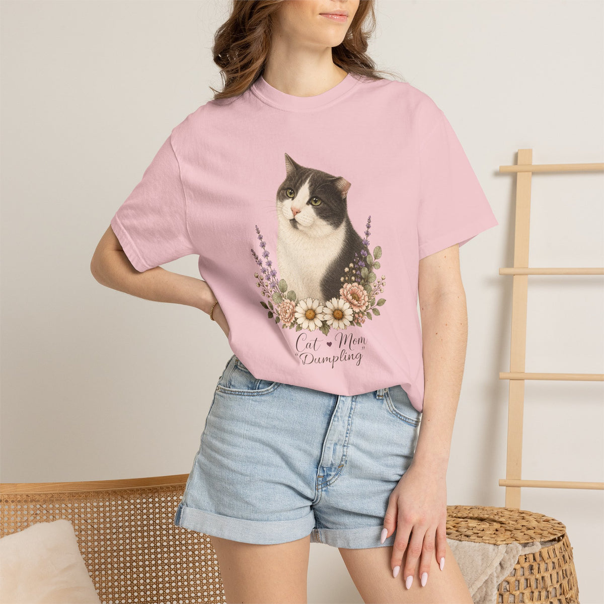 Personalized Gray TNR Cat Mom Comfort Colors® T-Shirt