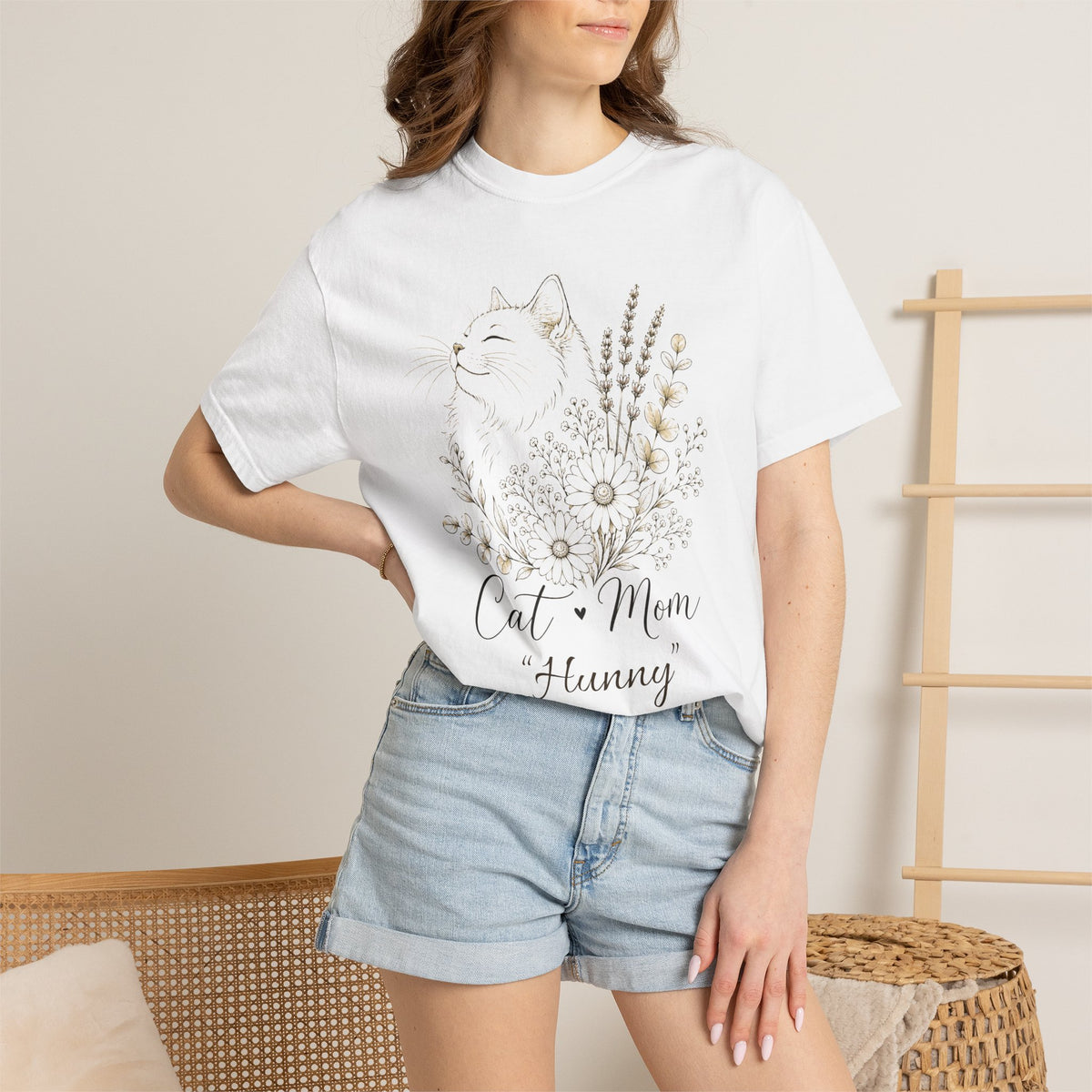 Personalized Cat Mom T-Shirt — Cat Floral Tee