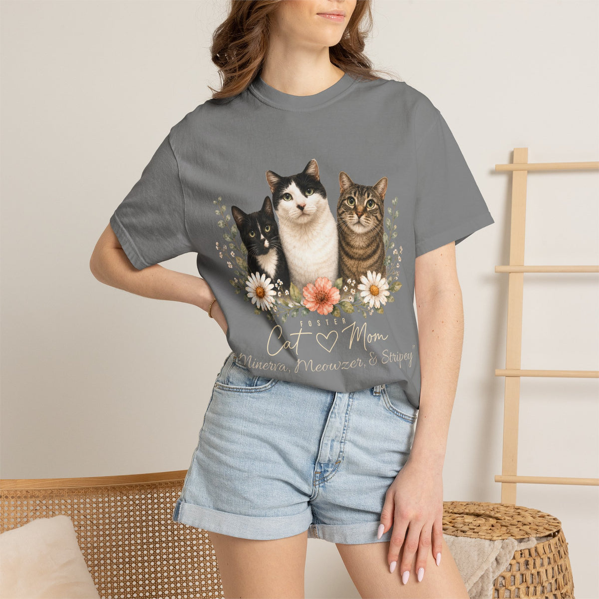 Personalized Foster Cat Mom Comfort Colors® T-Shirt