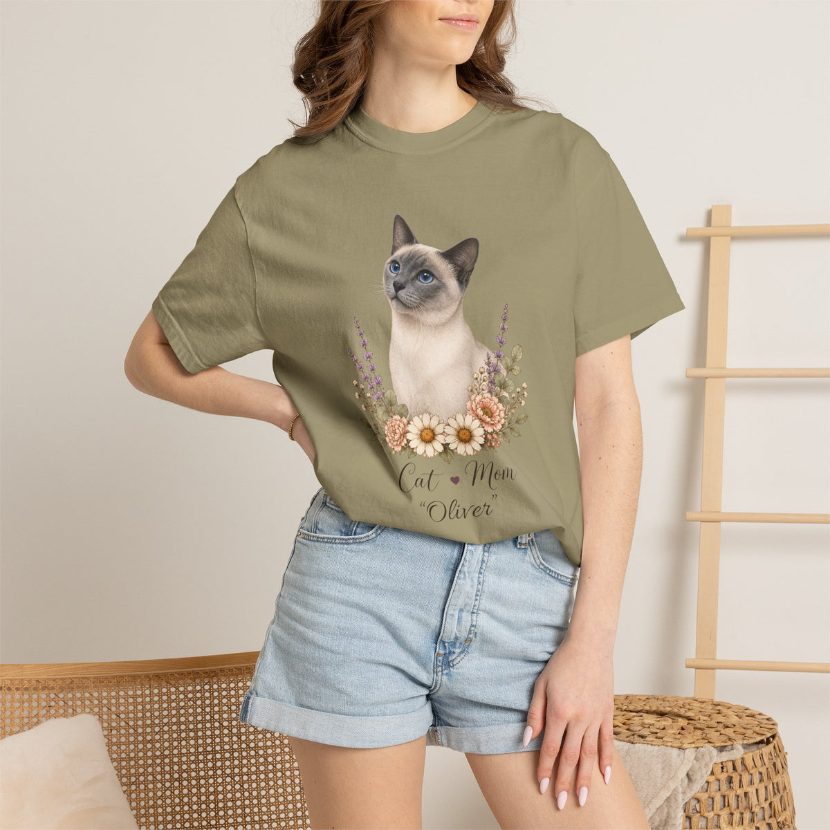 Personalized Blue Point Siamese Cat Mom Comfort Colors® T-Shirt
