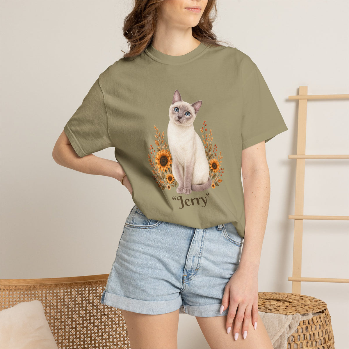 Personalized Siamese Cat Mom Comfort Colors® T-Shirt