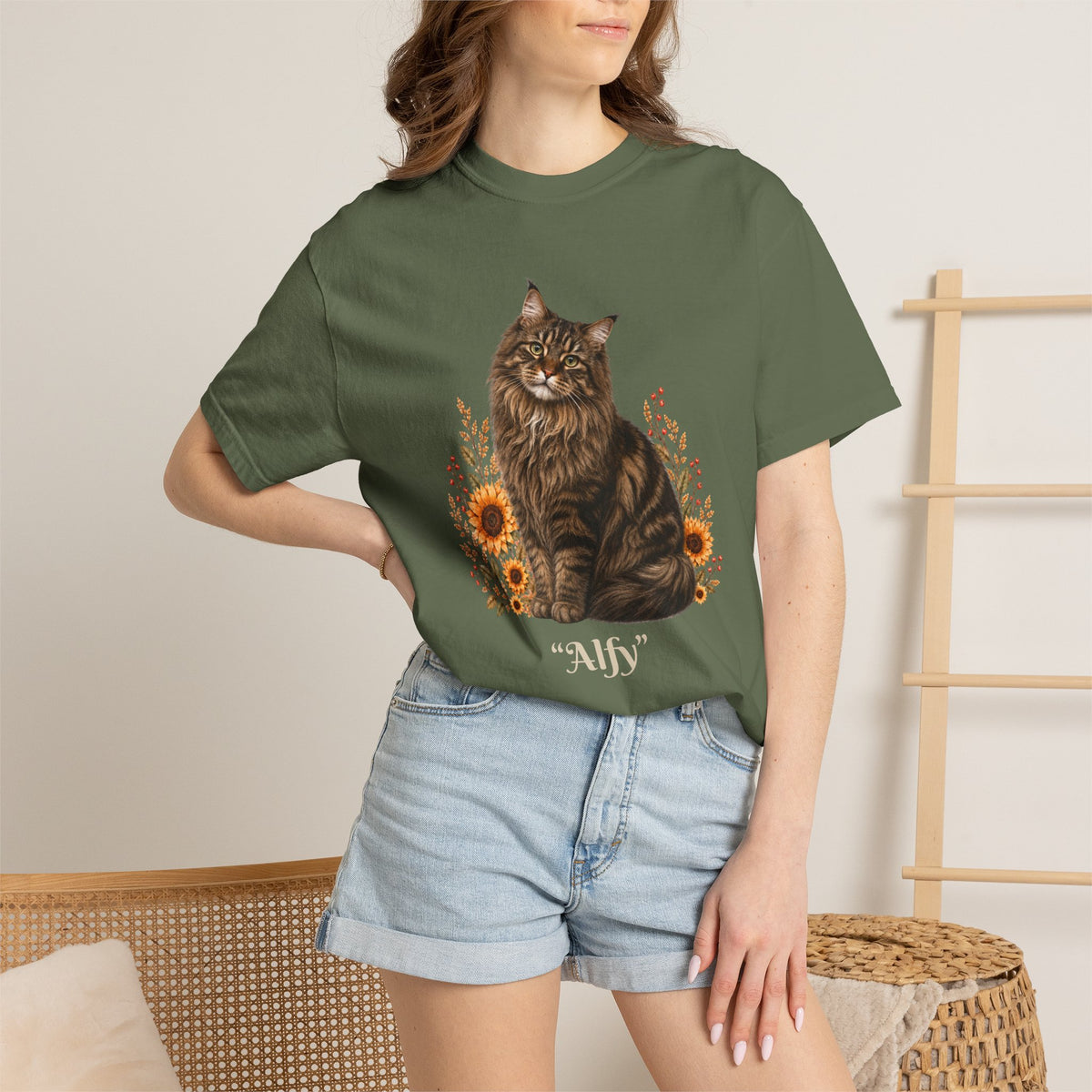 Personalized Maine Coon Cat Sunflower Comfort Colors® T-Shirt