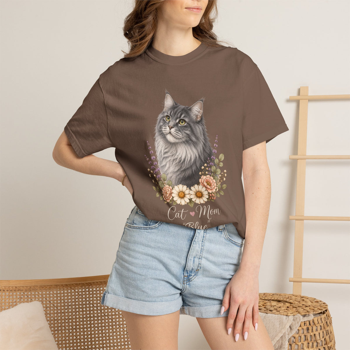 Personalized Maine Coon Cat Mom Comfort Colors® T-Shirt