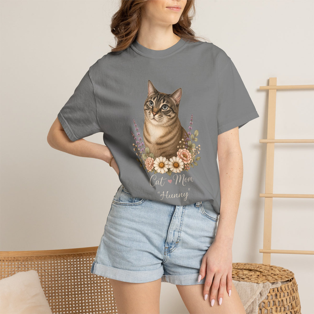Personalized Blue Lynx Point Cat Mom Comfort Colors® T-Shirt