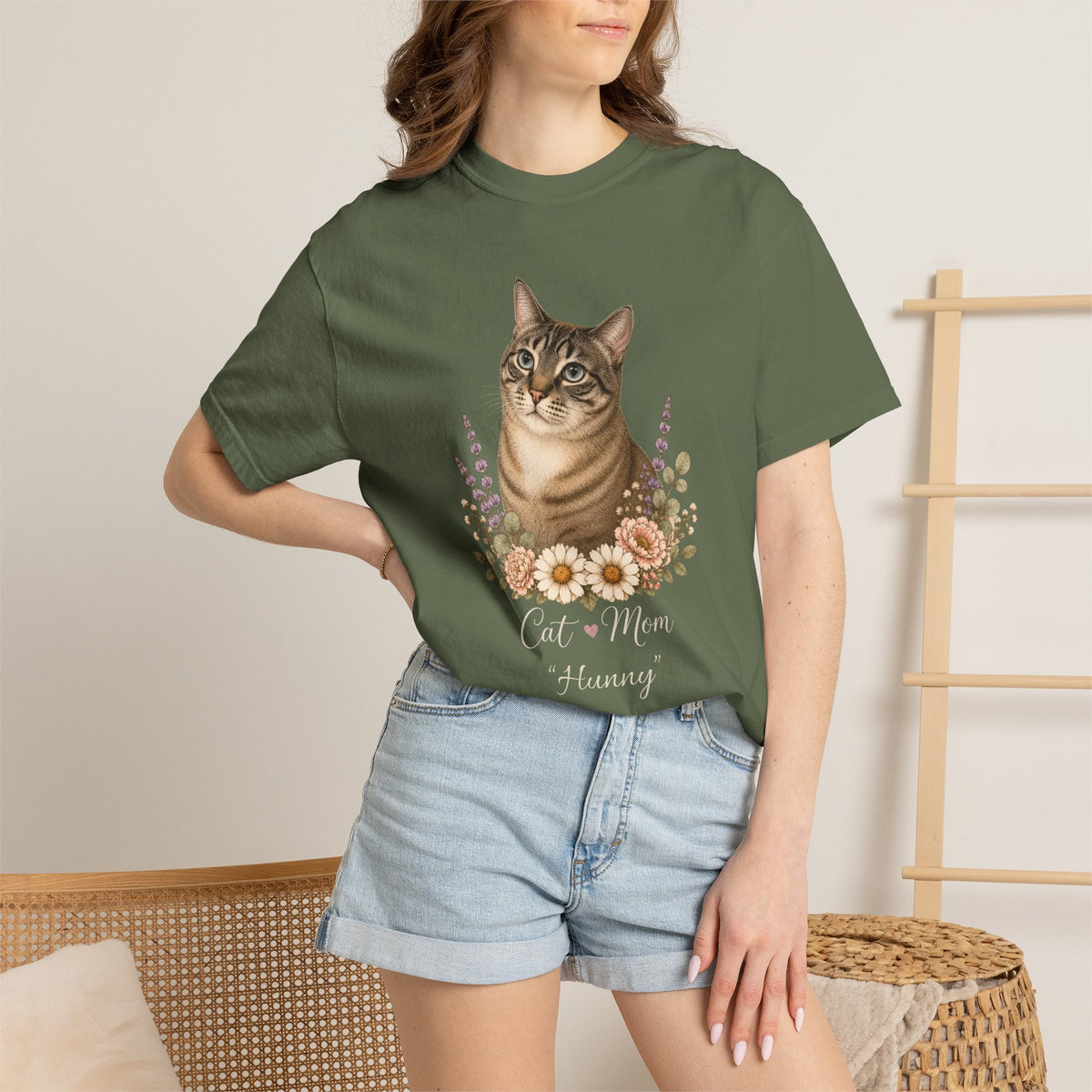 Personalized Blue Lynx Point Cat Mom Comfort Colors® T-Shirt