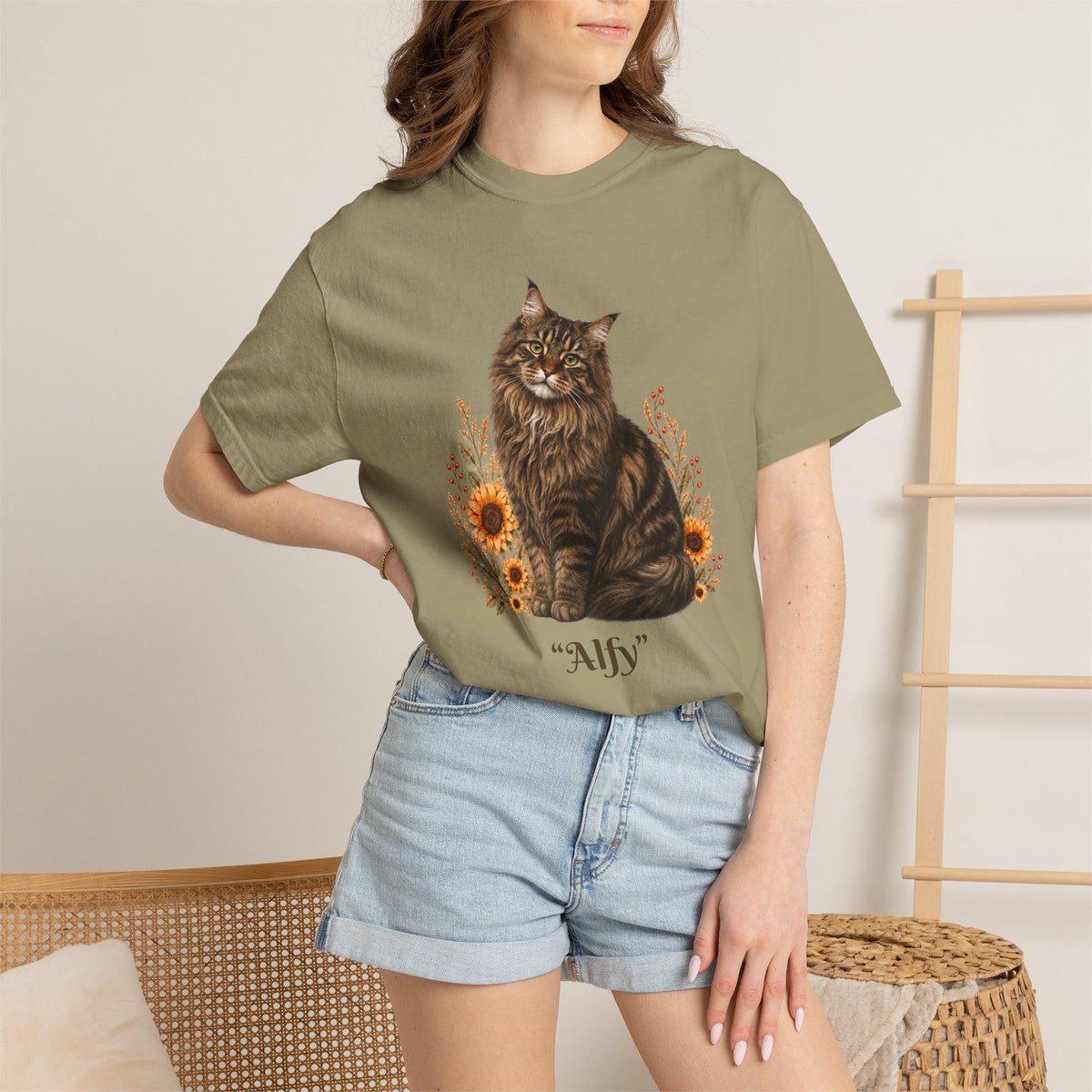 Personalized Maine Coon Cat Sunflower Comfort Colors® T-Shirt