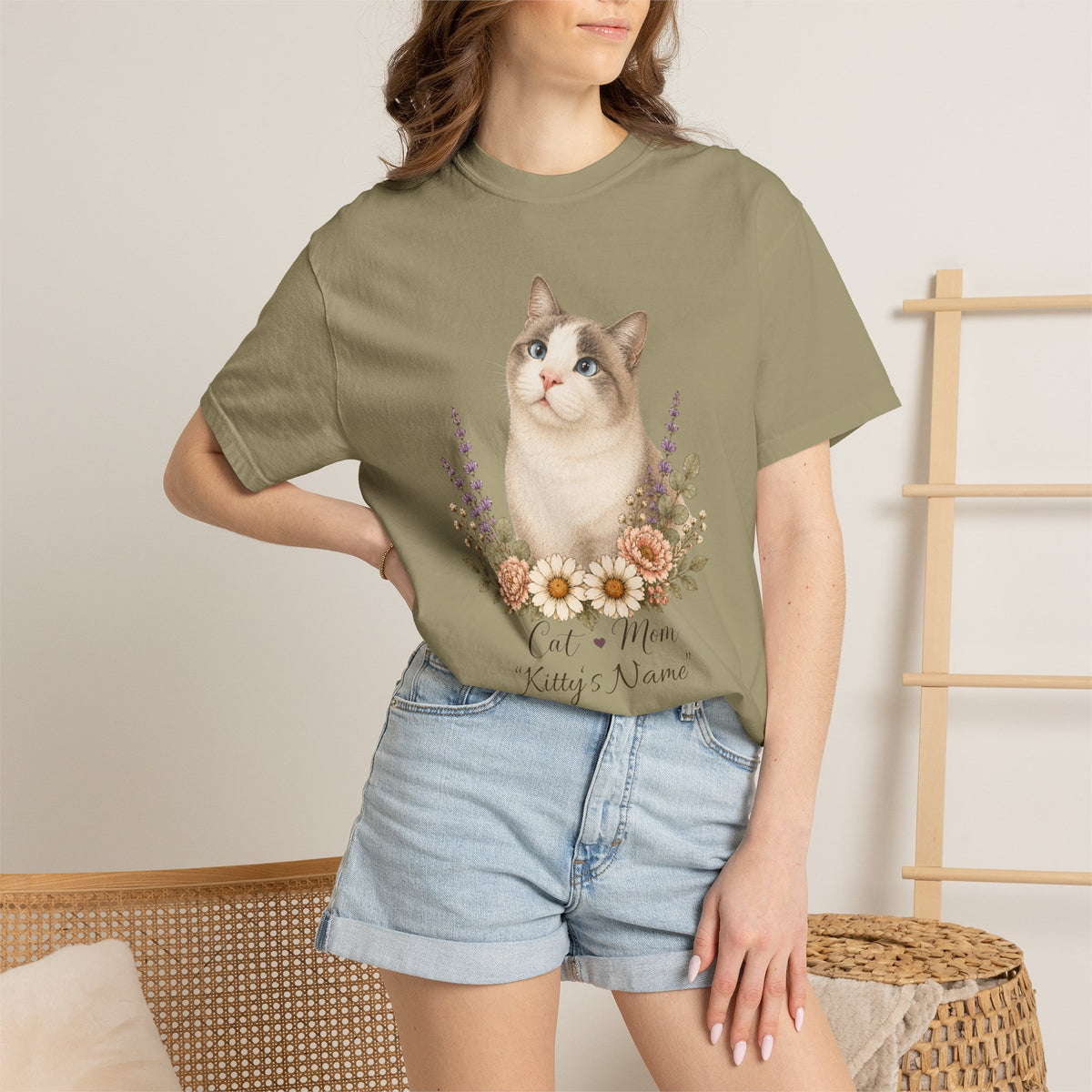 Personalized Blue-Point Snowshoe Cat Comfort Colors® T-Shirt