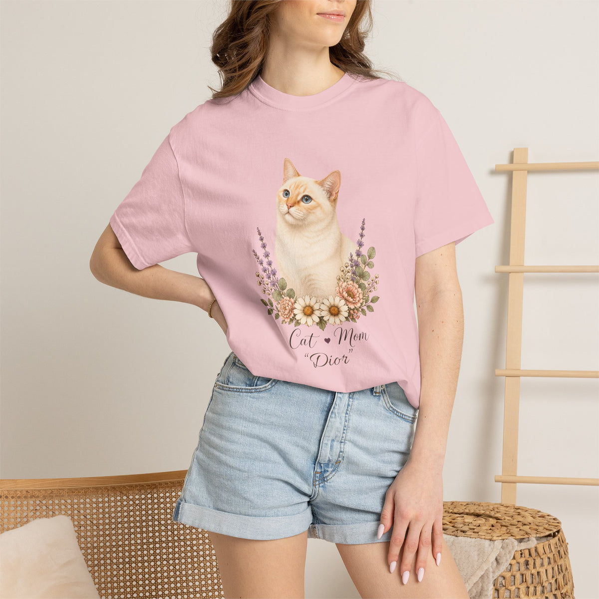 Personalized Flame Point Cat Mom Comfort Colors® T-Shirt