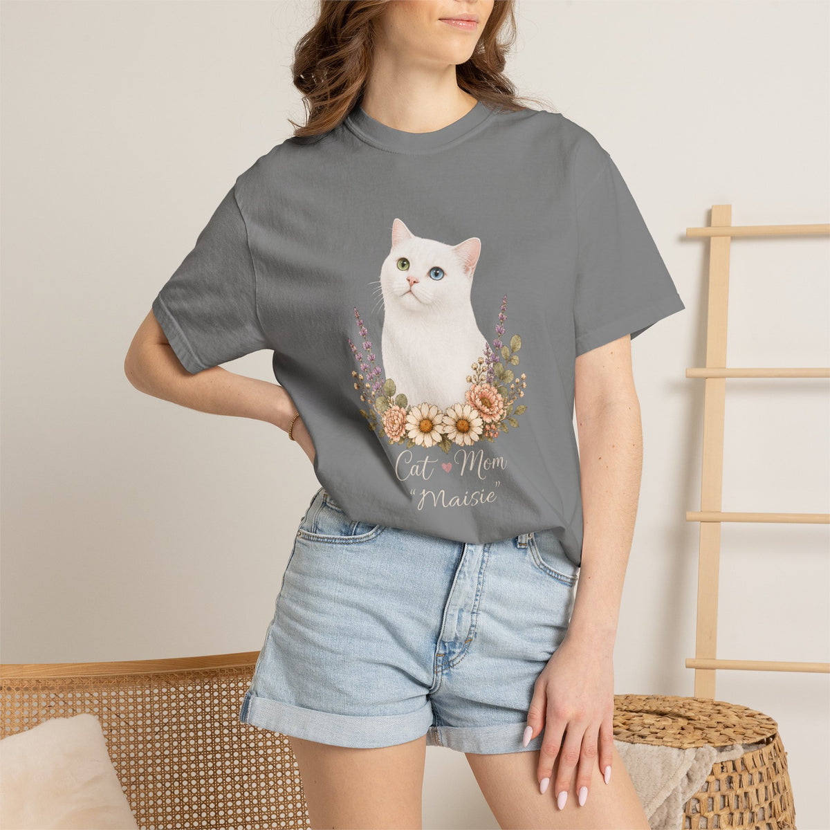 Personalized White Odd-eyed Cat Mom Comfort Colors® T-Shirt