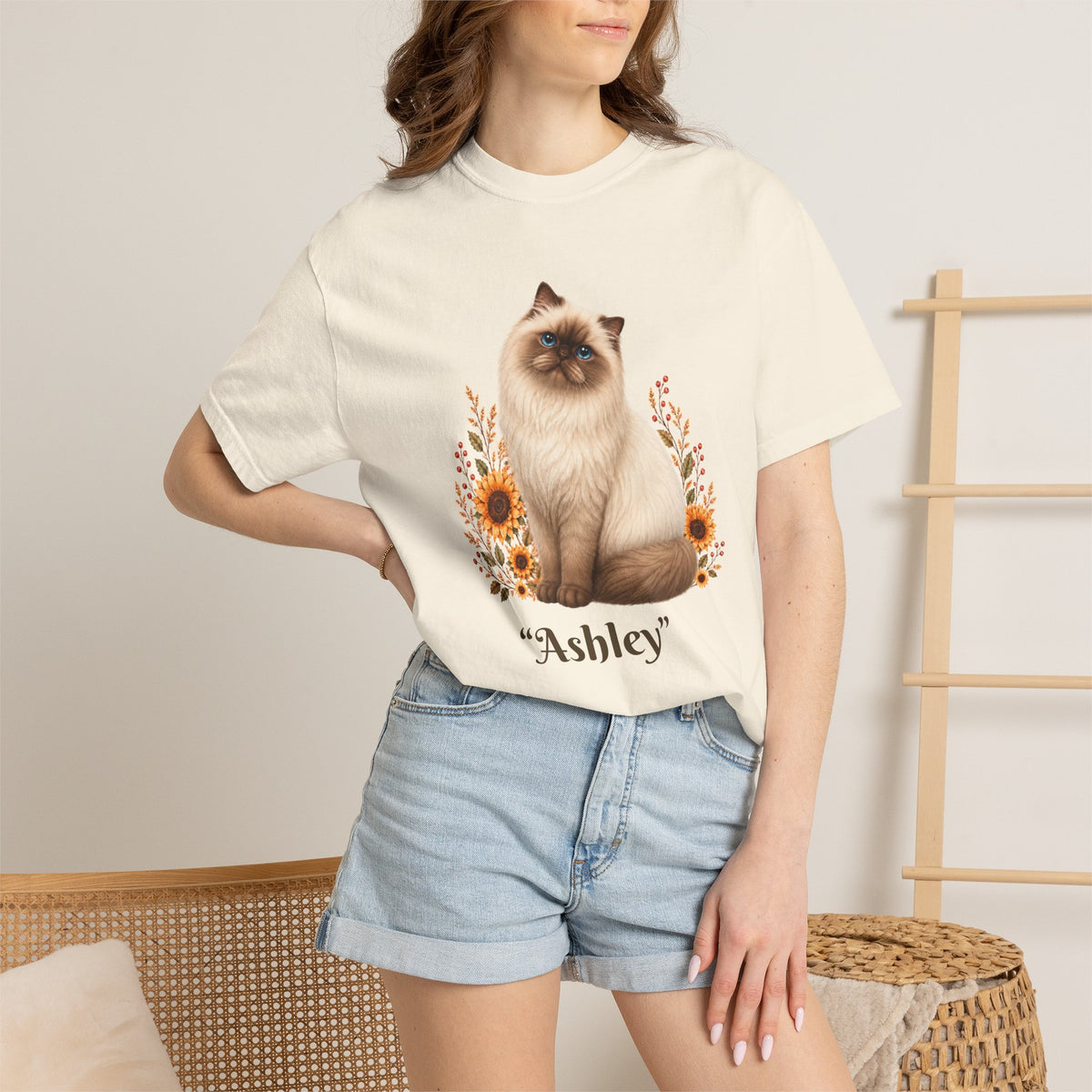 Personalized Chocolate Point Himalayen Cat Sunflower Comfort Colors® T-Shirt