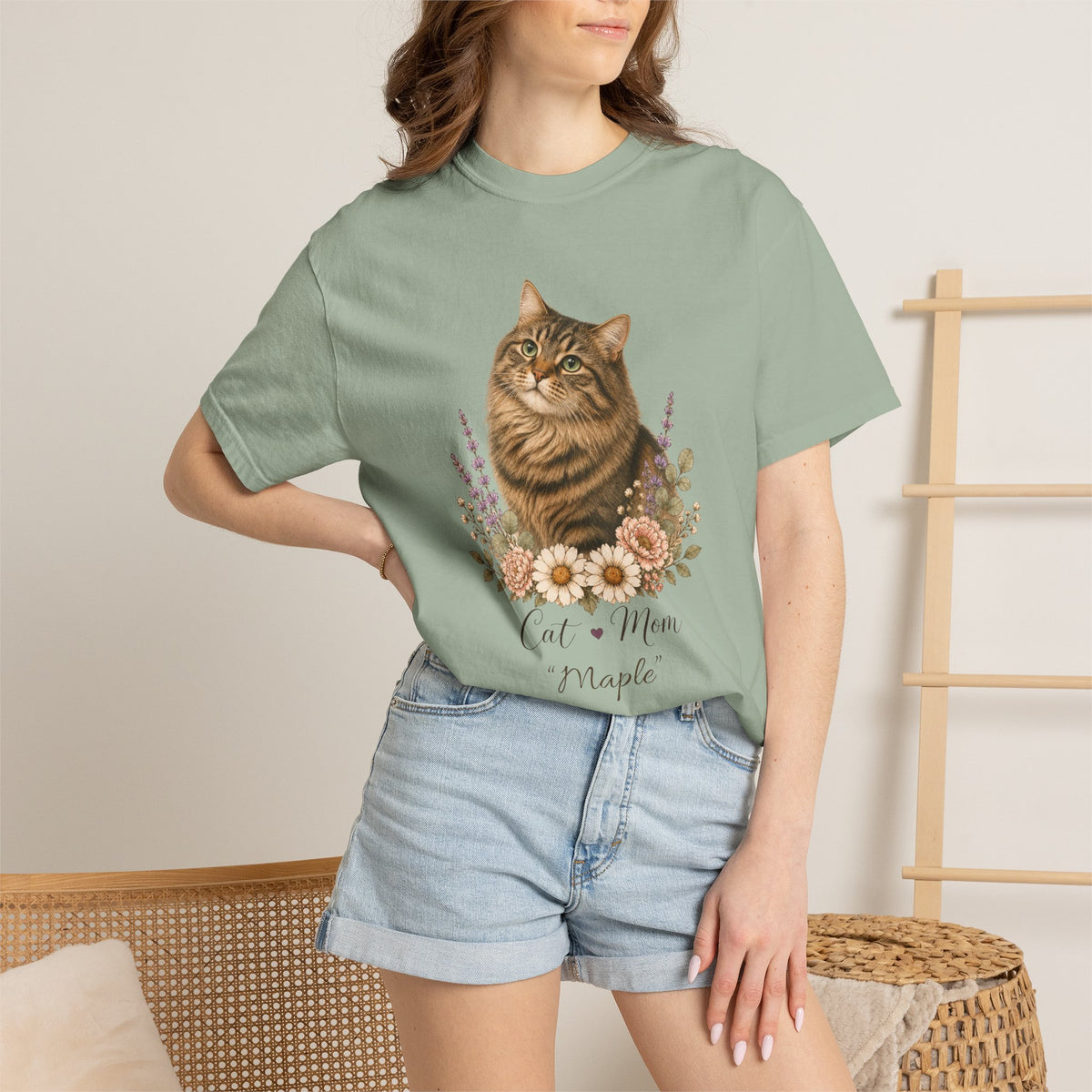 Personalized Brown Tabby Cat Mom Comfort Colors® T-Shirt