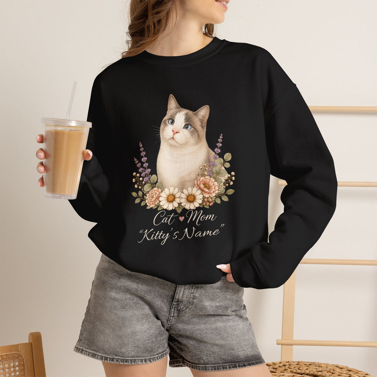 Personalized Blue-Point Snowshoe Cat Mom Gildan® Sweatshirt