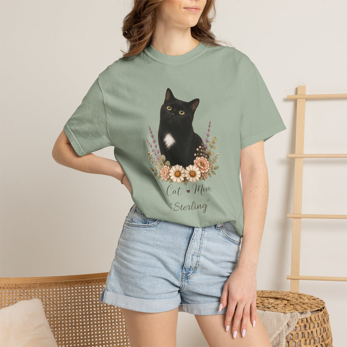 Personalized Black Cat Mom Comfort Colors® T-Shirt