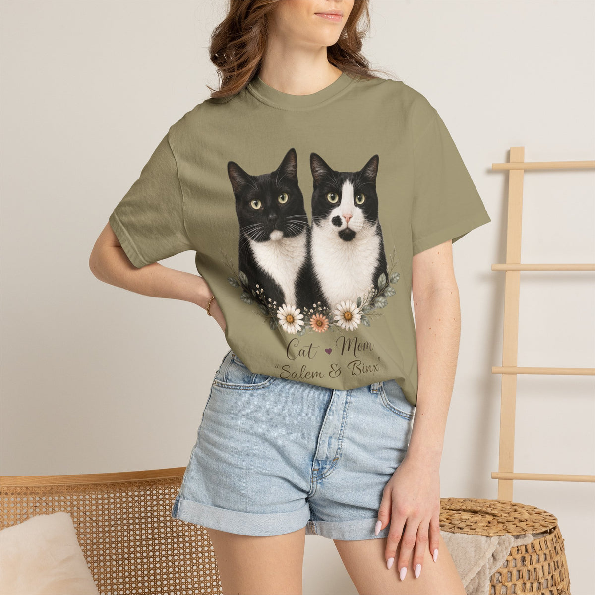Personalized Multi-Cat Mom Comfort Colors® T-Shirt
