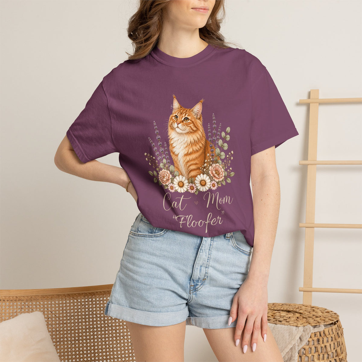 Personalized Maine Coon Cat Mom Comfort Colors® T-Shirt