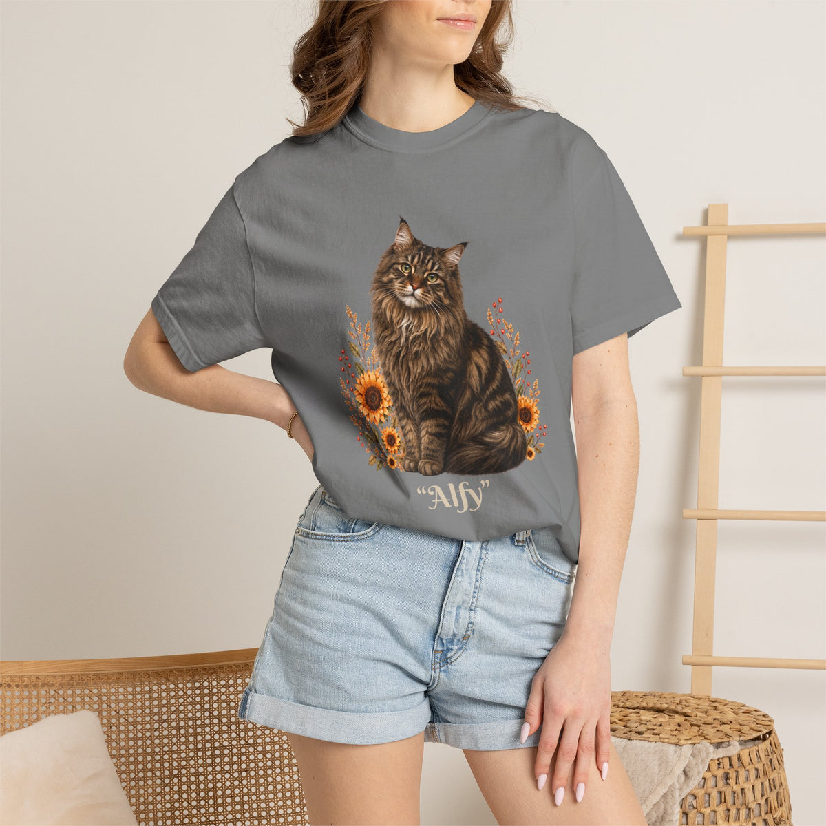 Personalized Maine Coon Cat Sunflower Comfort Colors® T-Shirt