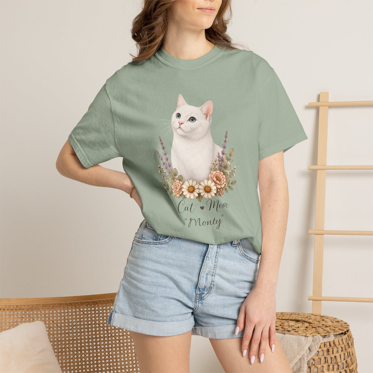 Personalized White Cat Mom Comfort Colors® T-Shirt