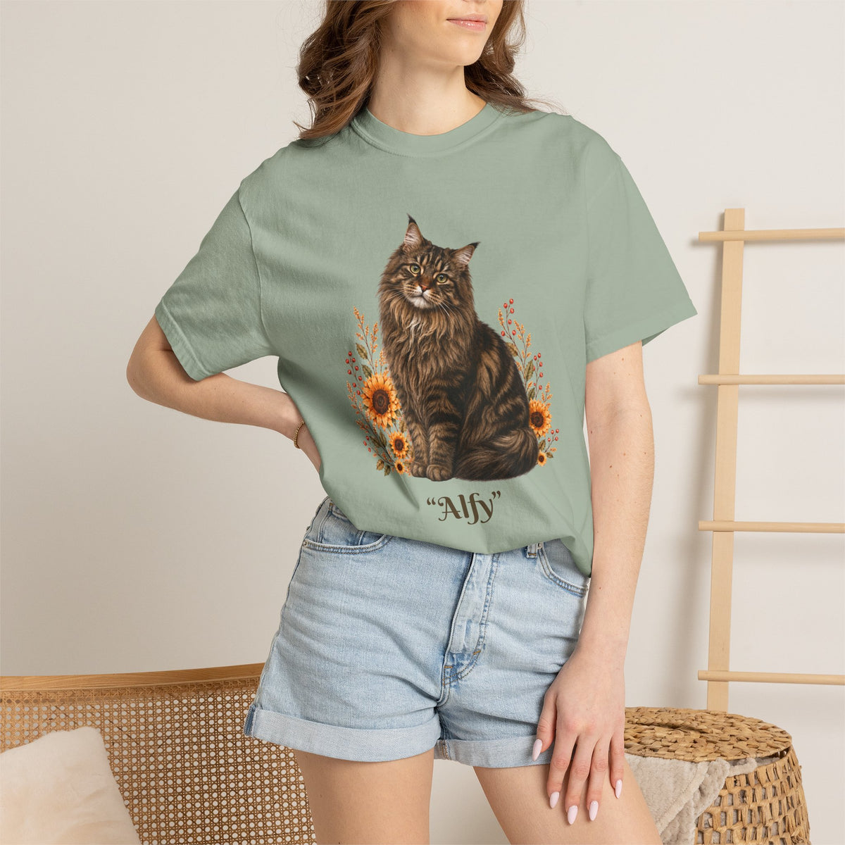 Personalized Maine Coon Cat Sunflower Comfort Colors® T-Shirt