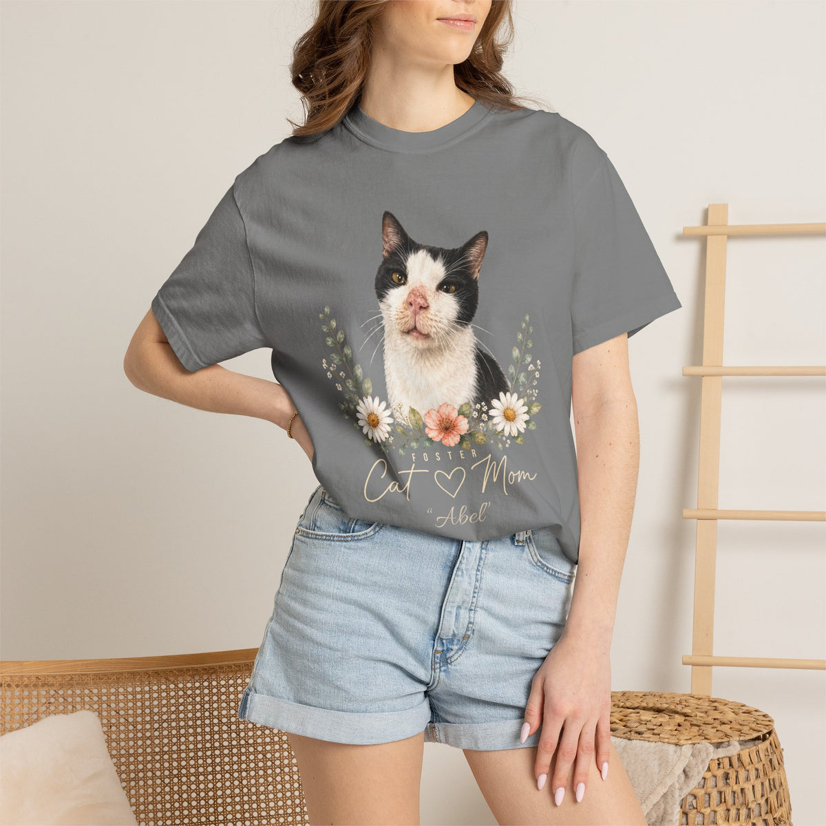 Personalized Foster Cat Mom Comfort Colors® T-Shirt
