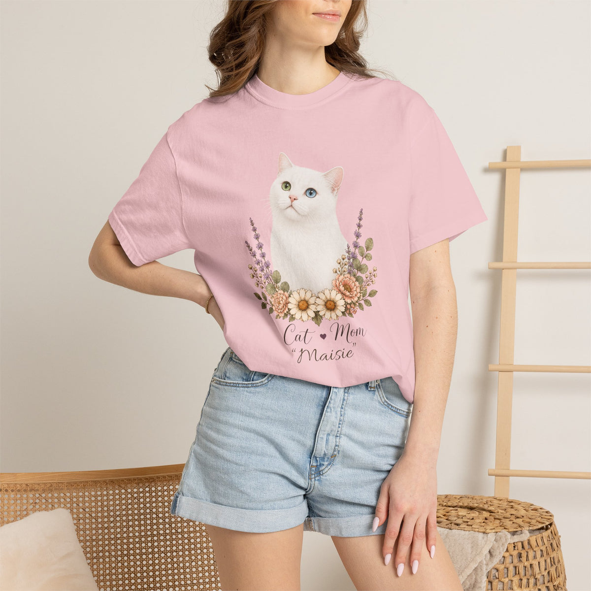 Personalized White Odd-eyed Cat Mom Comfort Colors® T-Shirt