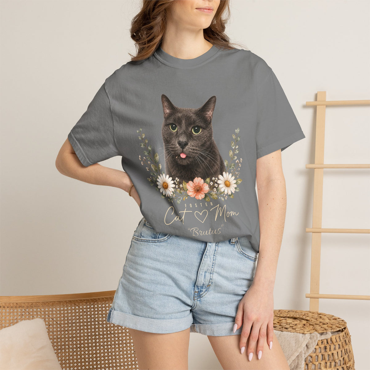Personalized Foster Cat Mom Comfort Colors® T-Shirt