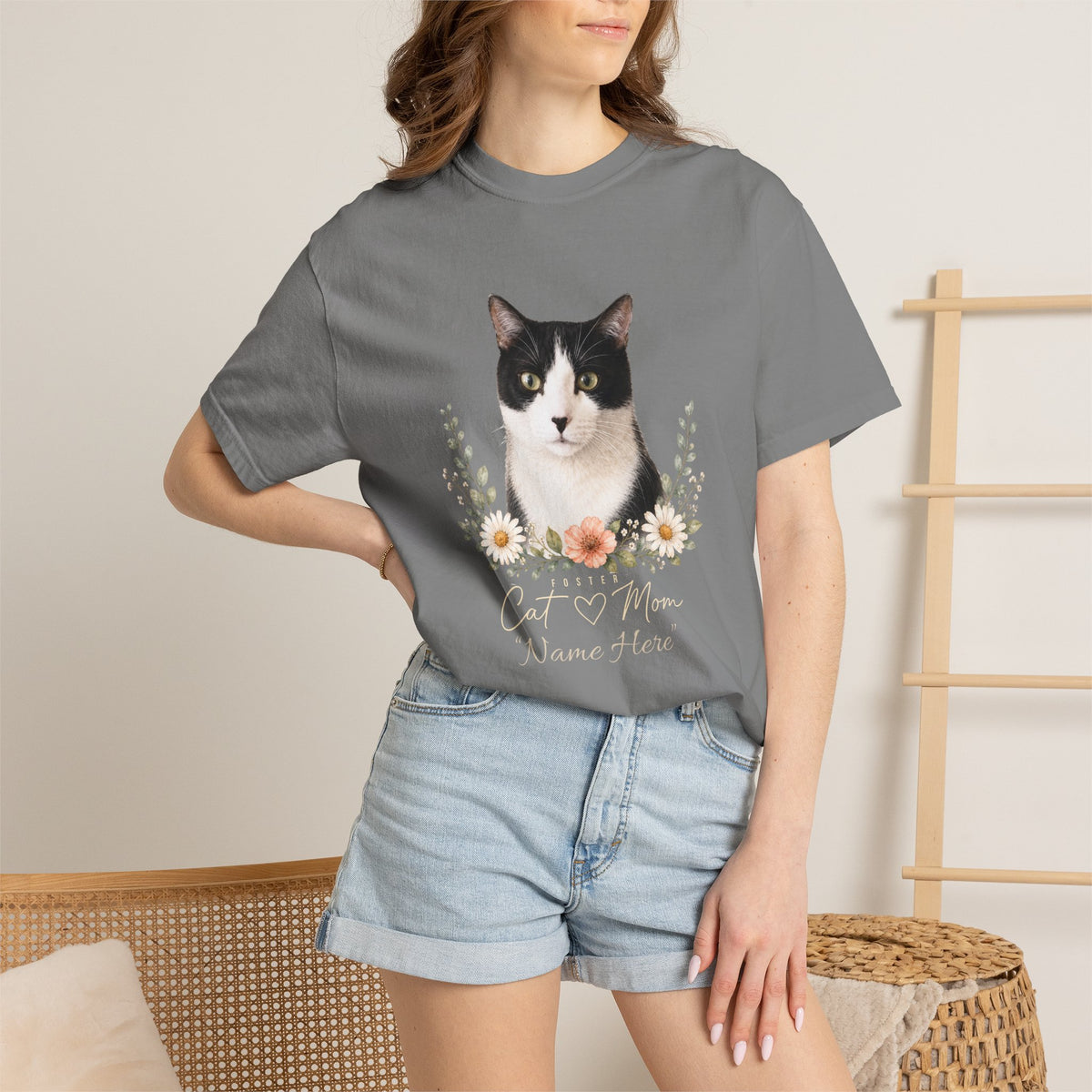 Personalized Foster Cat Mom Comfort Colors® T-Shirt