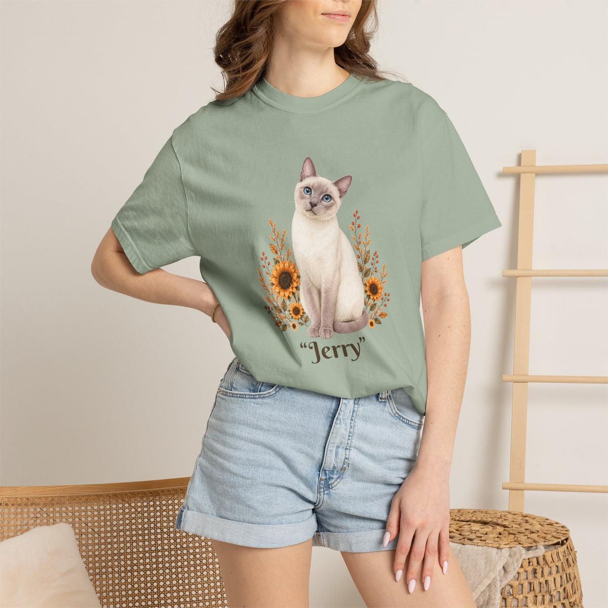Personalized Siamese Cat Mom Comfort Colors® T-Shirt