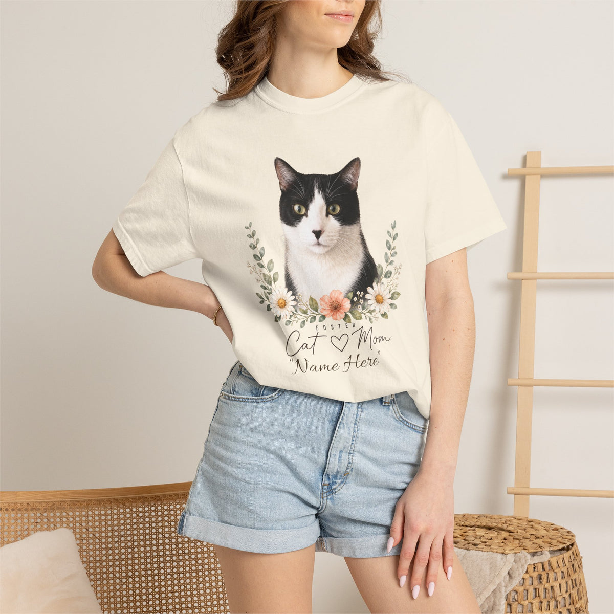 Personalized Foster Cat Mom Comfort Colors® T-Shirt