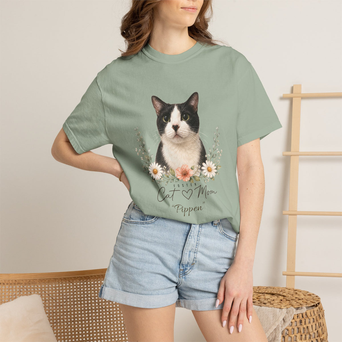 Personalized Foster Cat Mom Comfort Colors® T-Shirt