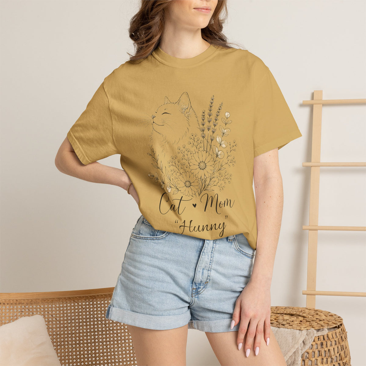 Personalized Cat Mom T-Shirt — Cat Floral Tee