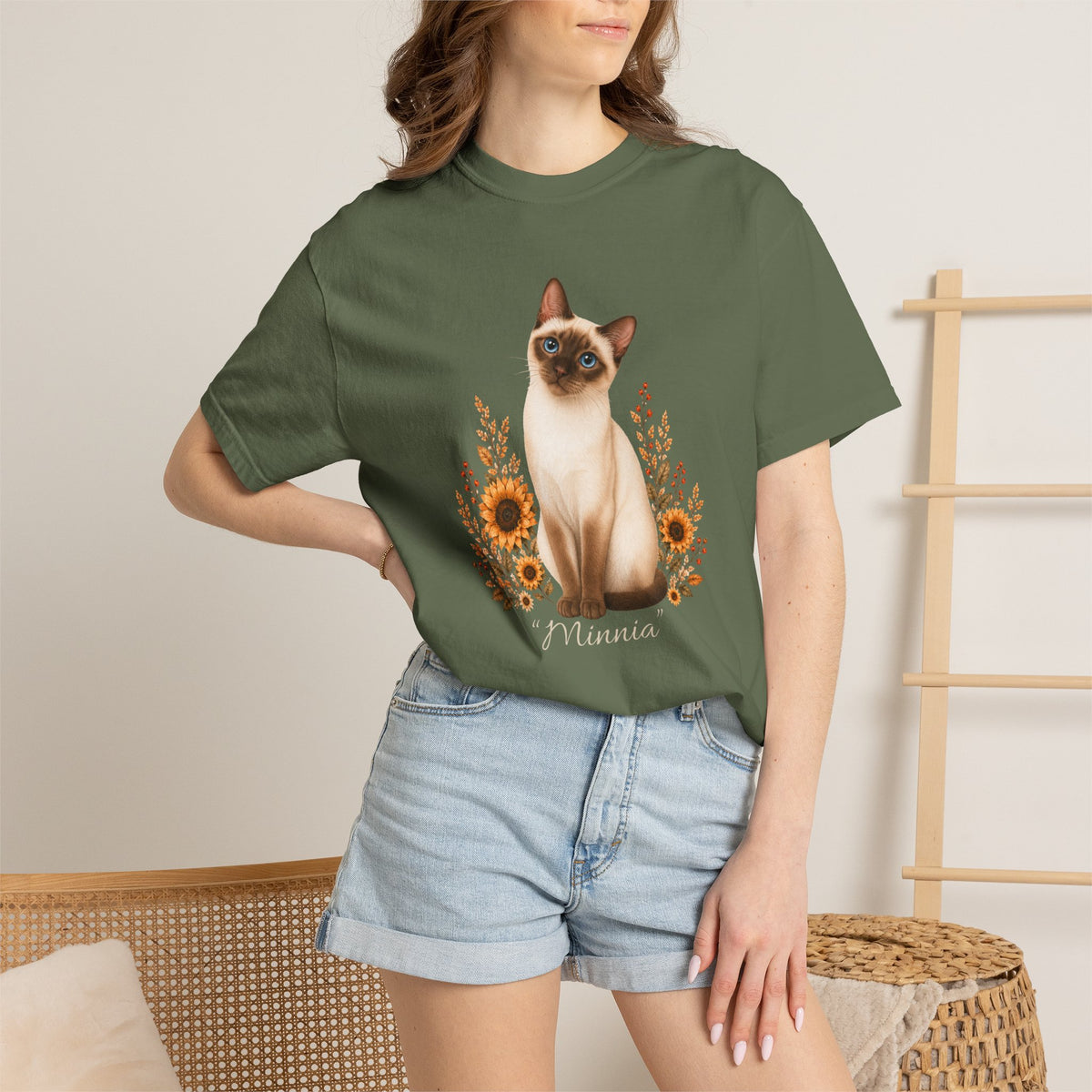 Personalized Siamese Cat Mom Comfort Colors® T-Shirt