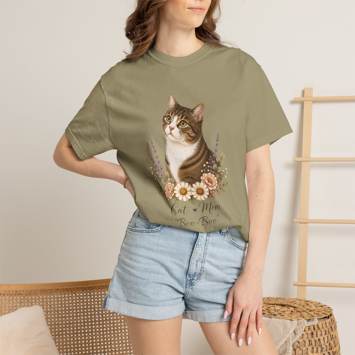 Personalized Tabby Cat Mom Comfort Colors® T-Shirt