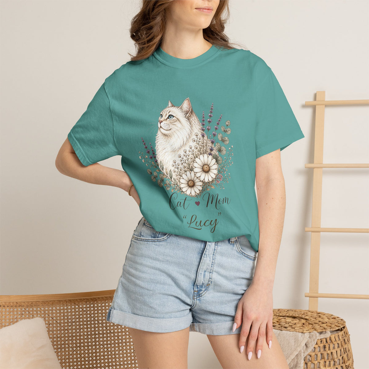 Personalized Adorable Cat Mom Comfort Colors® T-Shirt