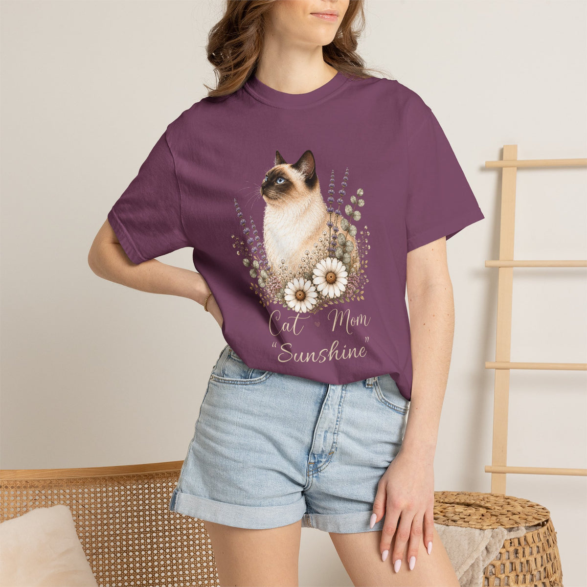 Personalized Siamese Cat Mom Comfort Colors® T-Shirt