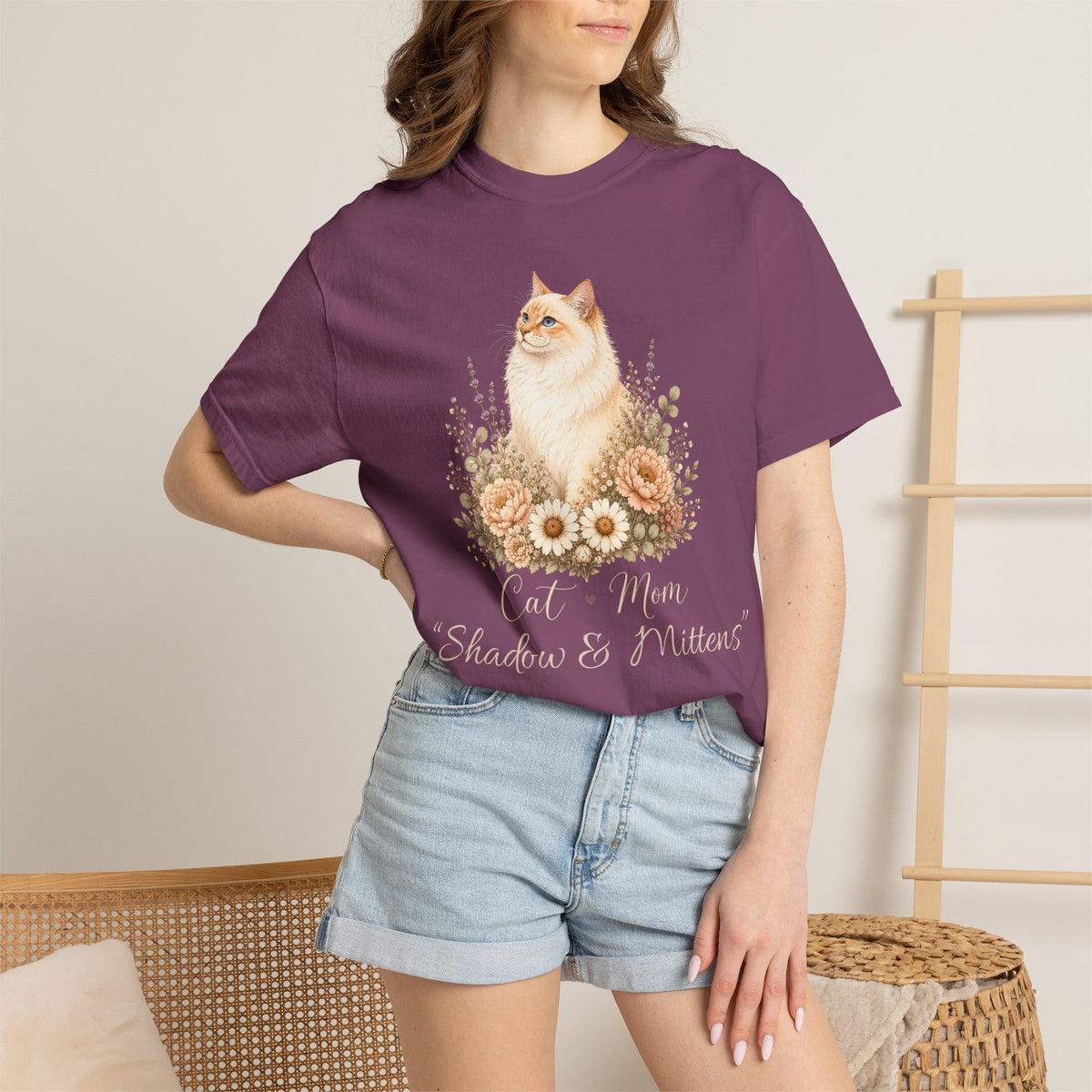Personalized Flame Point Cat Mom Comfort Colors® T-Shirt