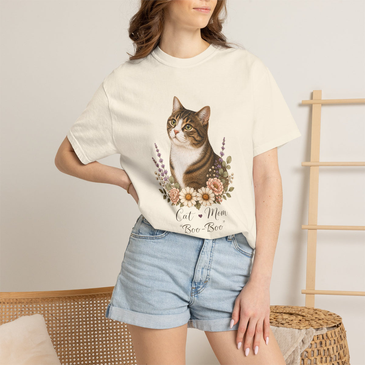 Personalized Tabby Cat Mom Comfort Colors® T-Shirt