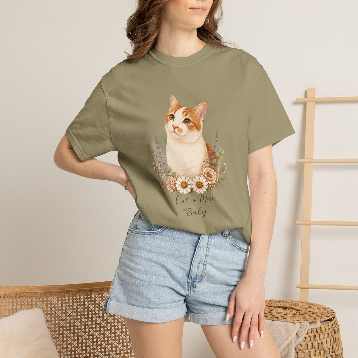 Personalized Tabby Cat Mom Comfort Colors® T-Shirt