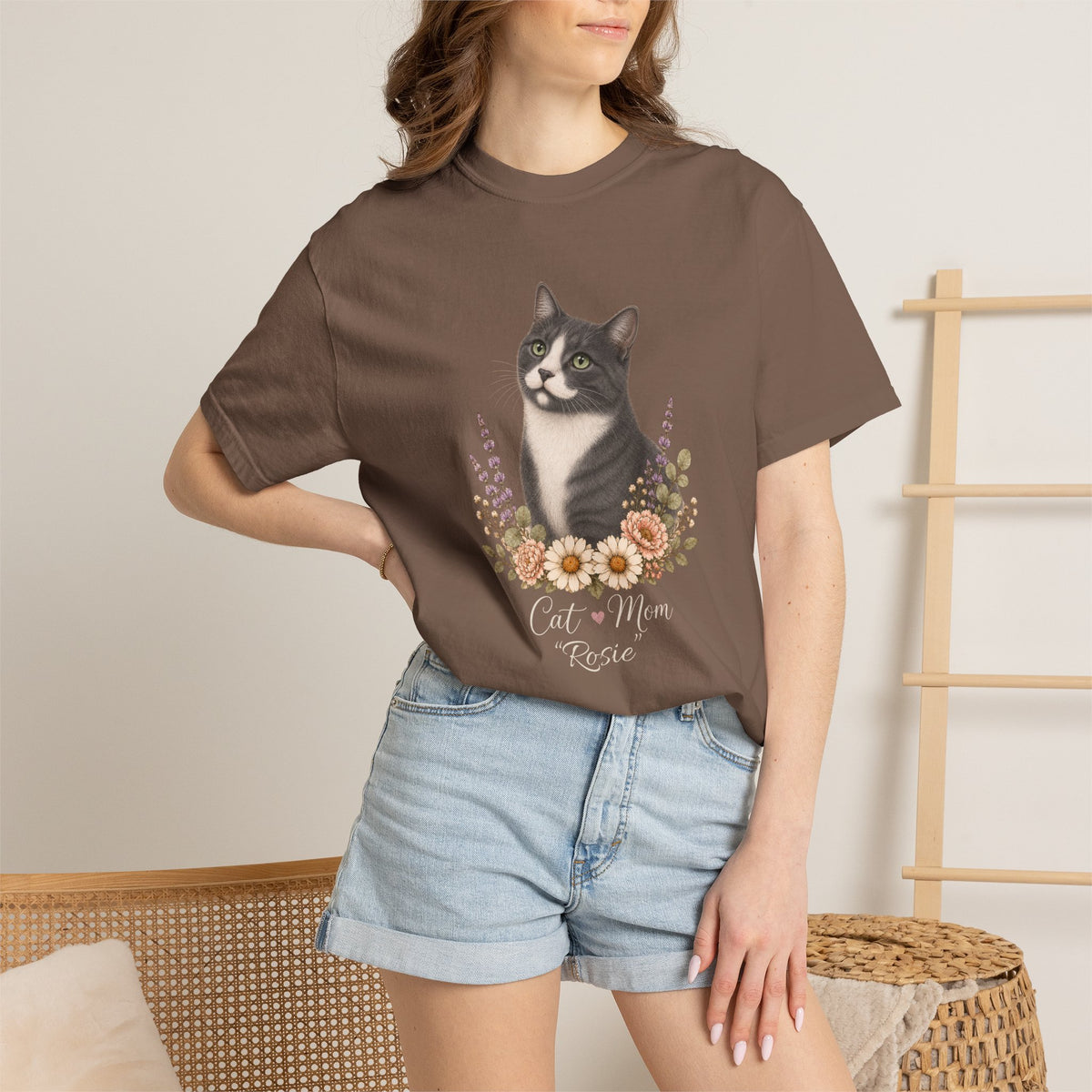 Personalized Gray Cat Mom Comfort Colors® T-Shirt