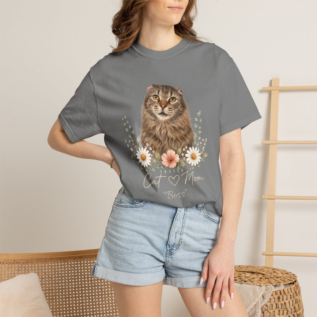 Personalized Foster Cat Mom Comfort Colors® T-Shirt