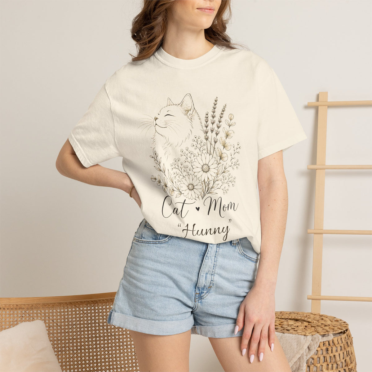 Personalized Cat Mom T-Shirt — Cat Floral Tee
