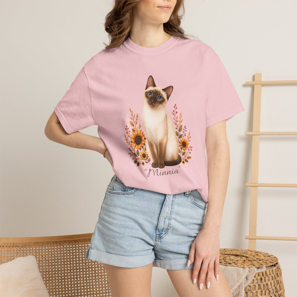 Personalized Siamese Cat Mom Comfort Colors® T-Shirt