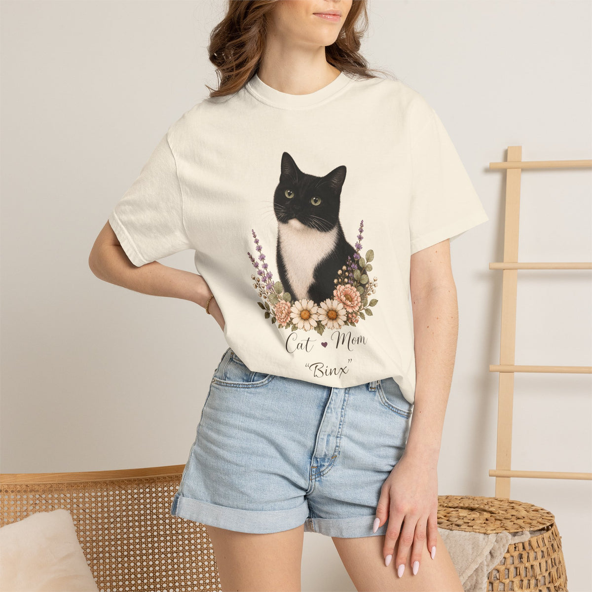 Personalized Black/White Cat Comfort Colors® T-Shirt