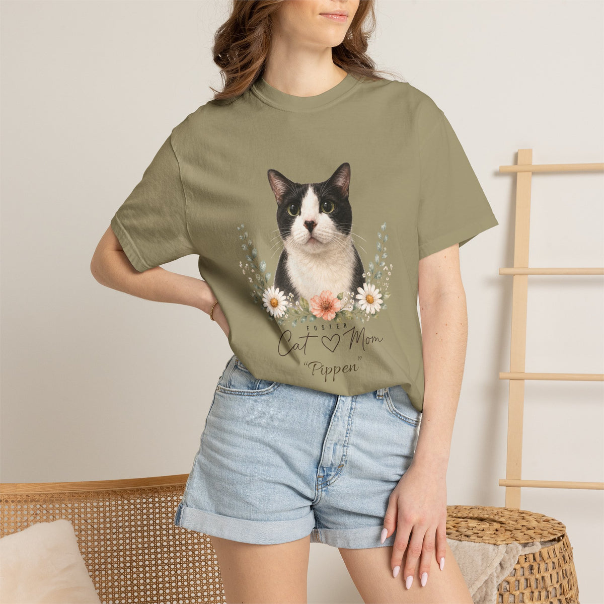 Personalized Foster Cat Mom Comfort Colors® T-Shirt