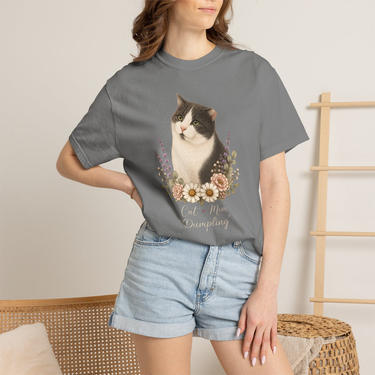 Personalized Gray TNR Cat Mom Comfort Colors® T-Shirt