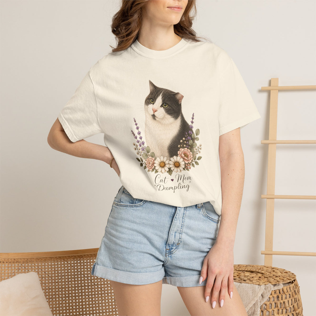 Personalized Gray TNR Cat Mom Comfort Colors® T-Shirt