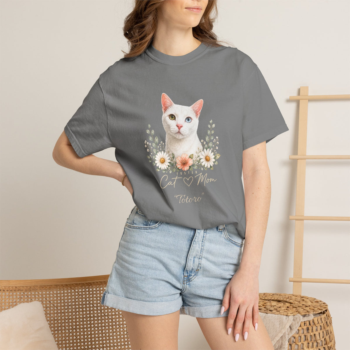 Personalized Foster Cat Mom Comfort Colors® T-Shirt